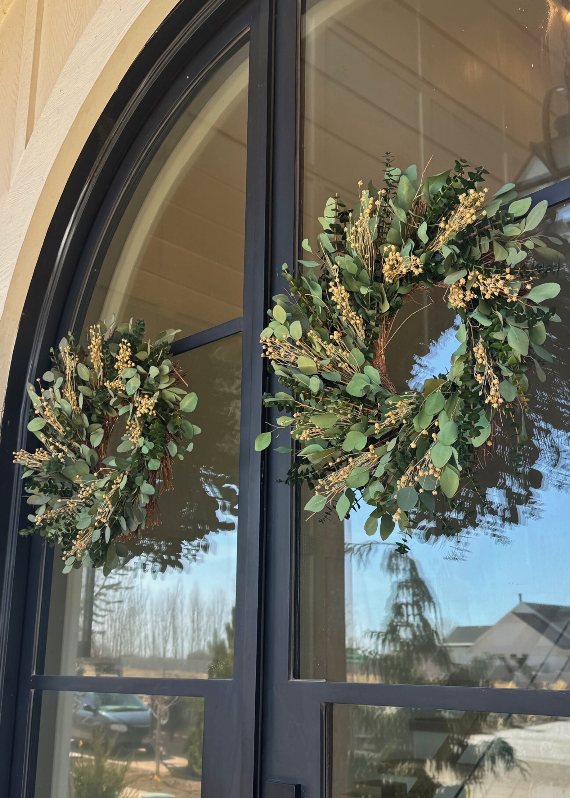 Preserved Eucalyptus Leaf and Flax Wreath - 22"