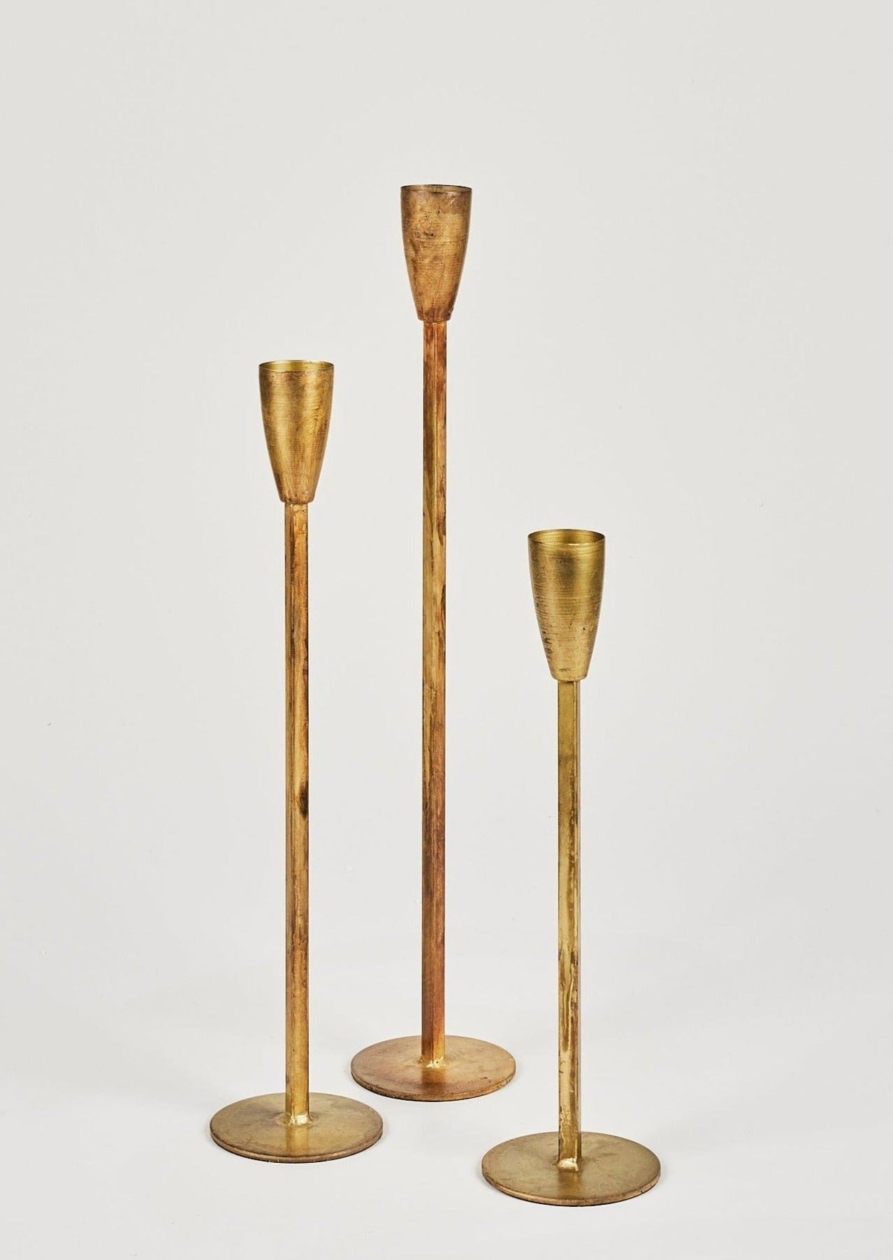 SABIGO Set of 3 Antique Gold Taper Candle Holders - 15.75-23.75" - RadialSet of 3 Antique Gold Taper Candle Holders - 15.75-23.75"