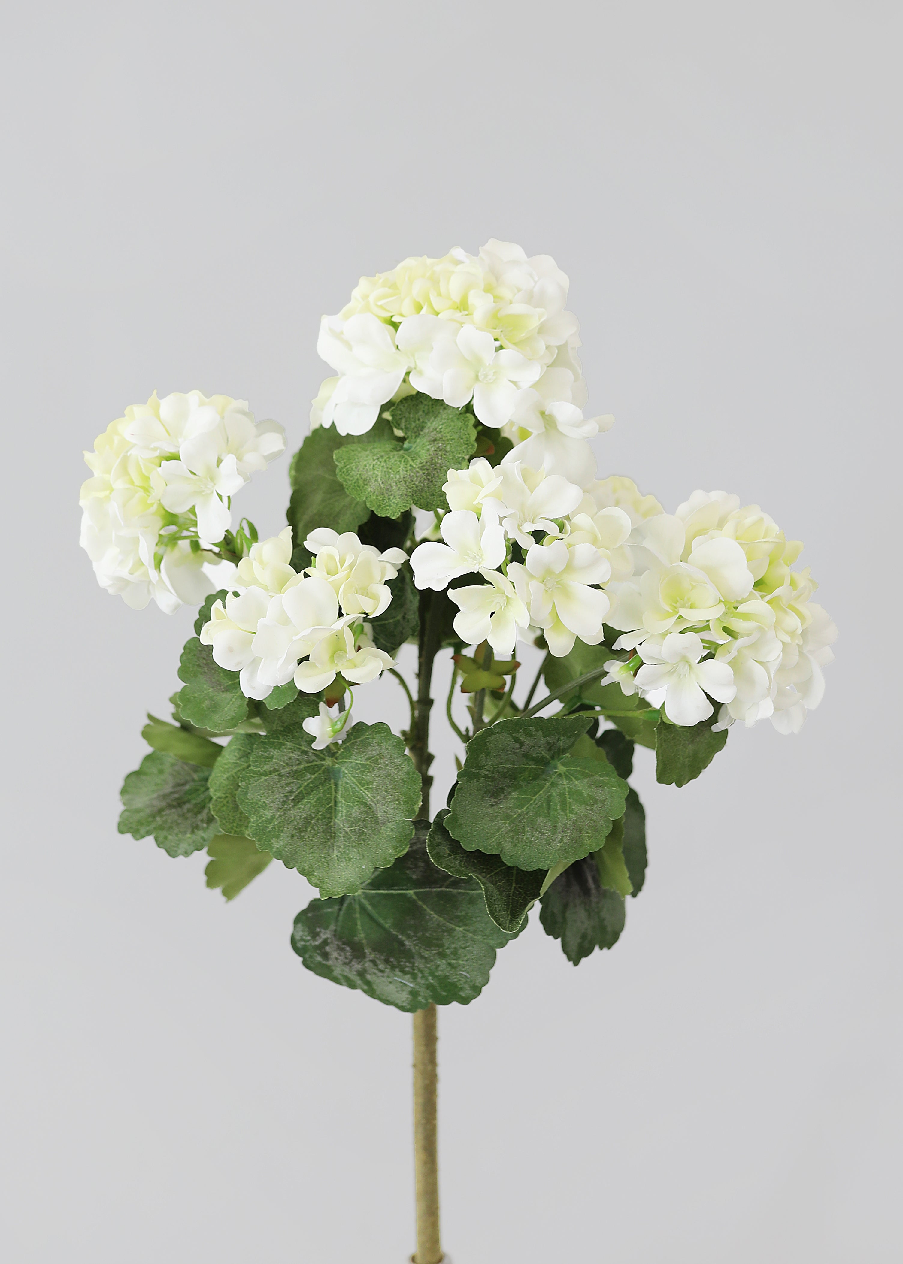 Outdoor Artificial Flowers | Water Resistant Outdoor Geranium Bush - 18"